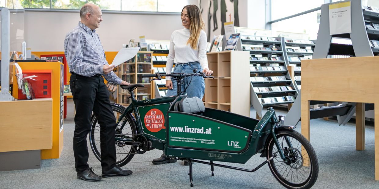 Lastenrad mit Text Linzrad kostenlos ausleihen