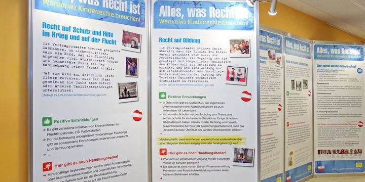 Wanderaustellung: Warum wir Kinderrechte brauchen; Foto: Land OÖ / Stinglmayr