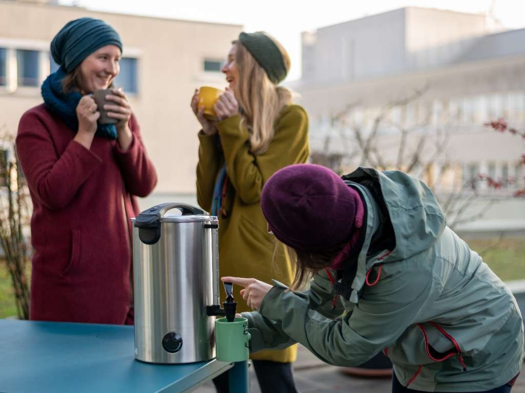 Stadtbibliothek Linz / Nell Leidinger Dingeleih_Hei_getraenkeautomat_c_Stadtbibliothek_NellLeidinger