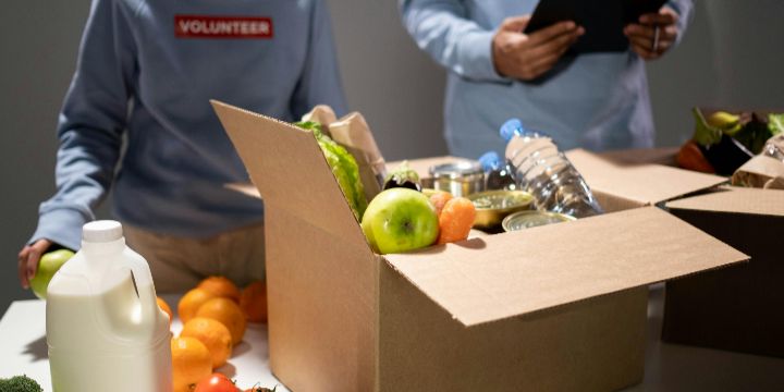 Mitleidsökonomie statt Sozialstaat; Foto: Pexels